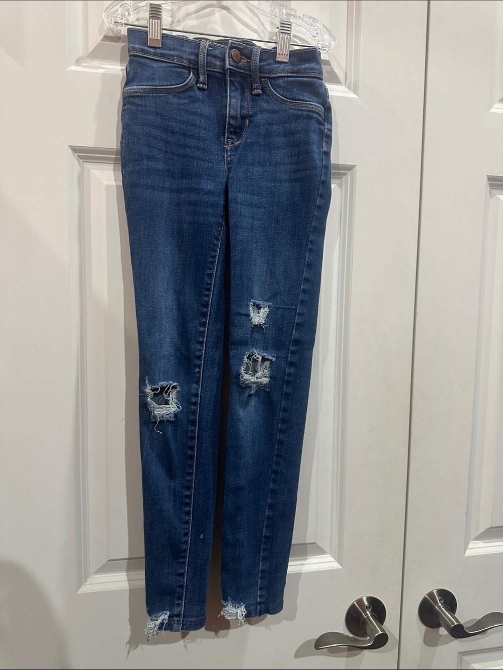 NWOT Old Navy kids Dark Blue Ripped Skinny Jeans size 10